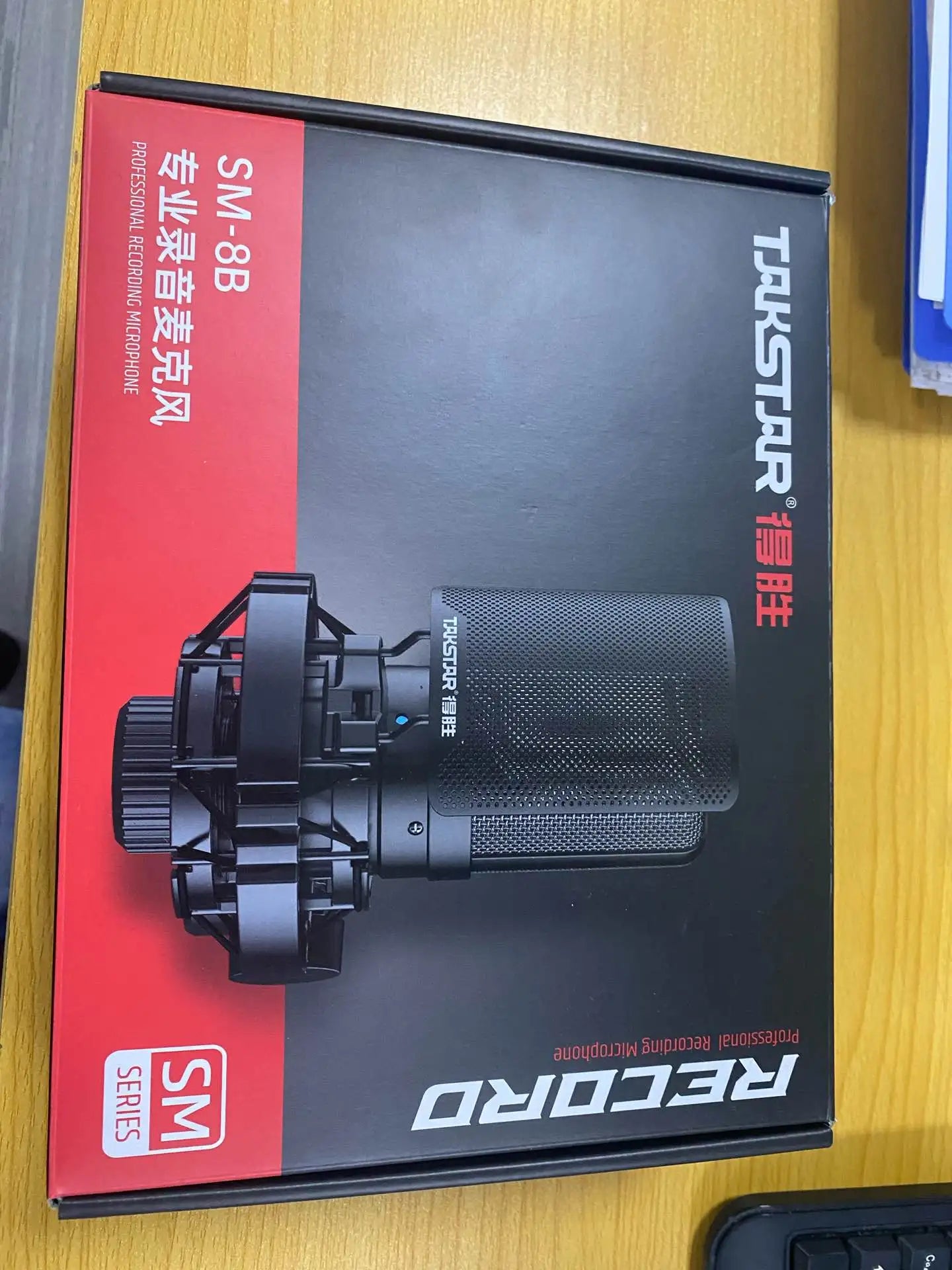 TAKSTAR Studio Microphone/Recording Microphone, Condenser Microphone with Windproof Sponge for Vocals Recording, Dubbing, Videos