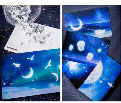 30Pcs Creative Noctilucous Postcards Set Wandering Planet Theme Greeting Card Gift Card Wish Postcard For Wall stickers Decor